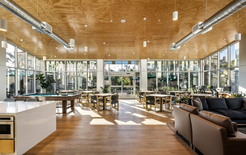 001_701_macarthur-1_144